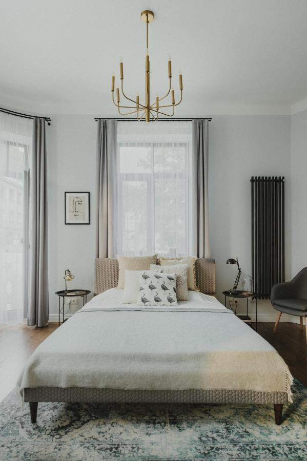 Cozy Apartment Near Zalgirio Arena By Urban Rent Kaunas Bagian luar foto