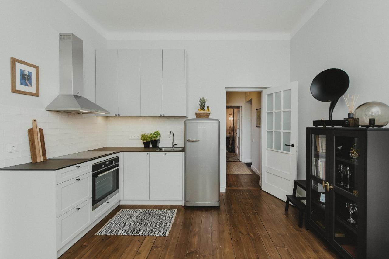 Cozy Apartment Near Zalgirio Arena By Urban Rent Kaunas Bagian luar foto