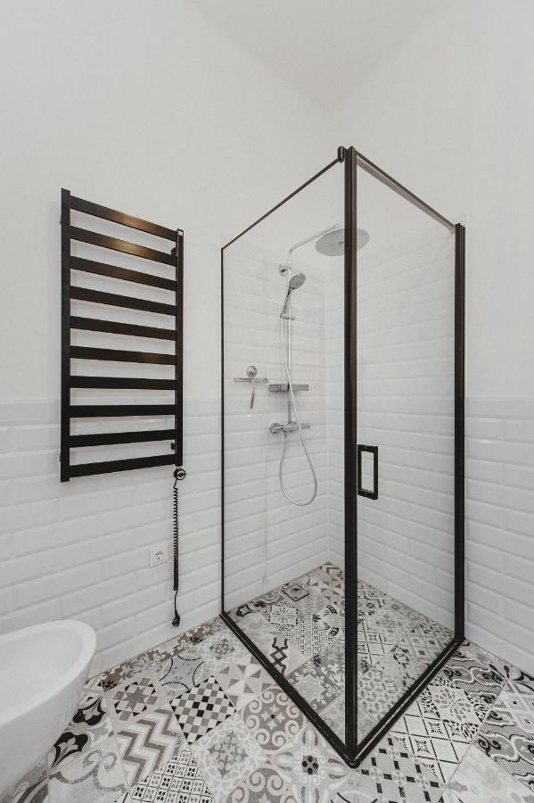 Cozy Apartment Near Zalgirio Arena By Urban Rent Kaunas Bagian luar foto